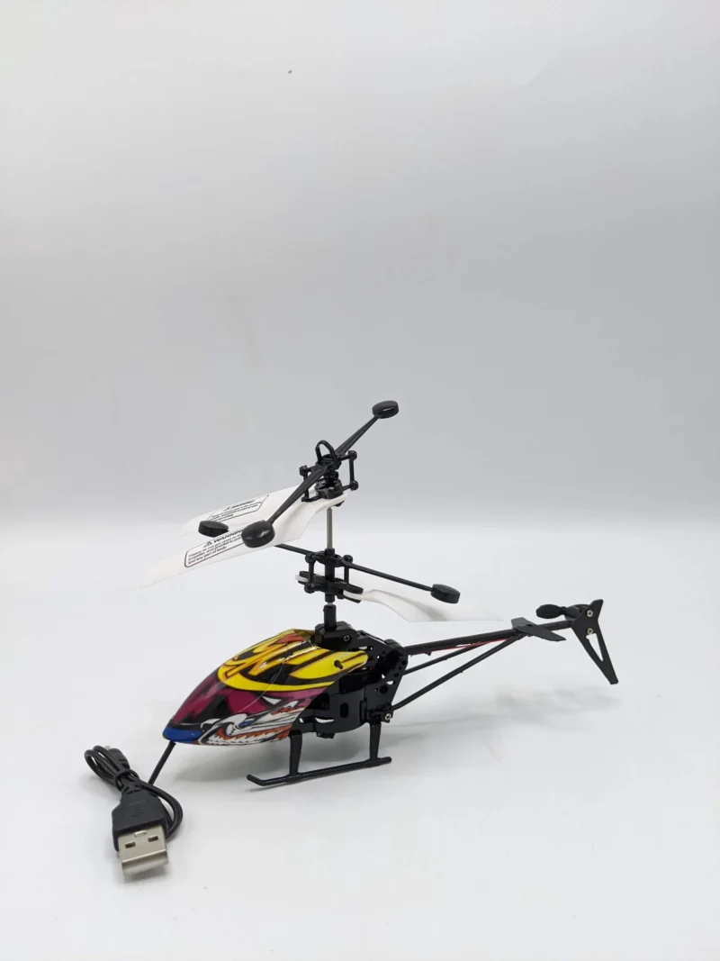 Remote Control Helicopter Toy – Rechargeable 5-Channel RC Helicopter with 360° Rotation & LED Lights